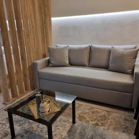 Iris Center Premium Апартаменти